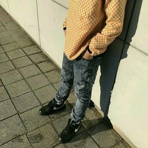 Meet your Posher, Douglas